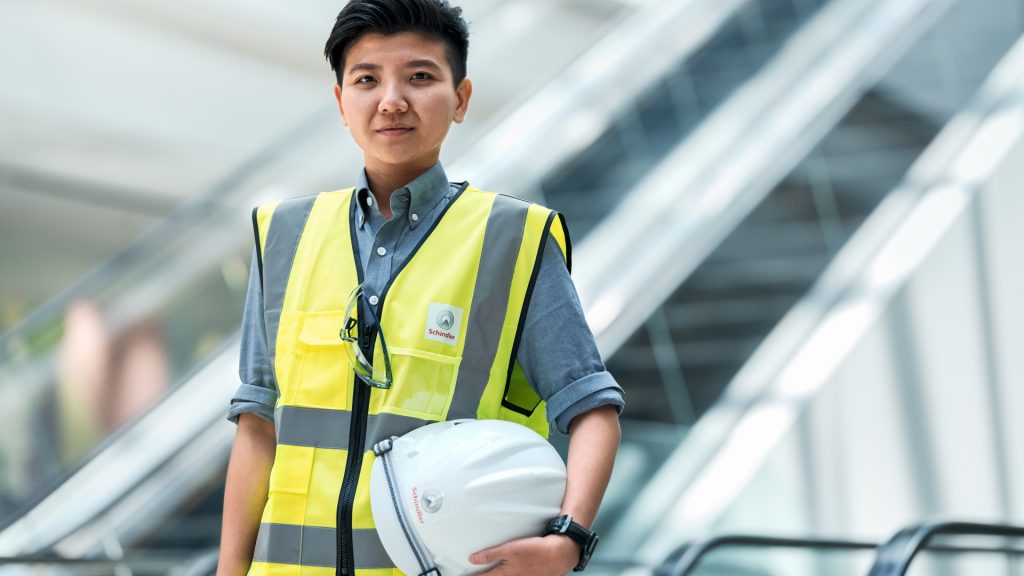 پله برقي و نبايد هايي که بايد بدانيم پله برقي و نبايد هايي که بايد بدانيم